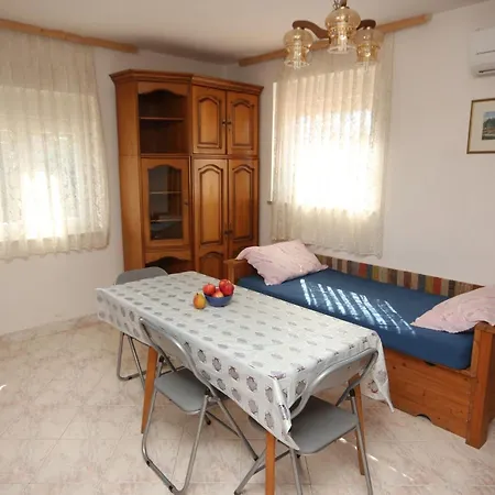 Апартаменты With A Parking Space Valbandon, - 7228 *